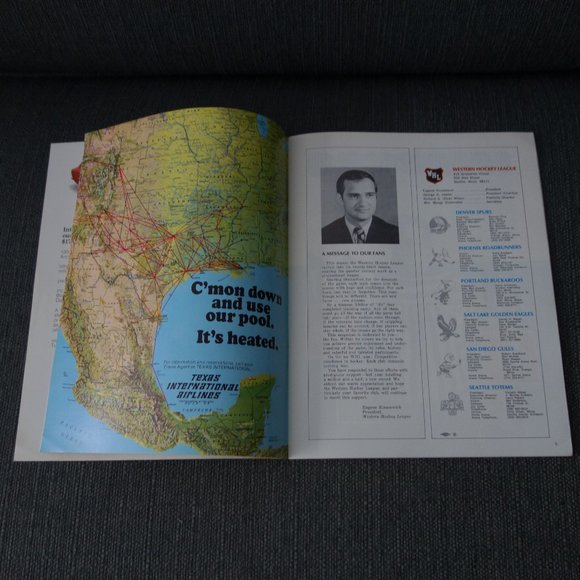 Vintage WHL Official Magazine Denver Spurs 1970-1971 - Picture 13 of 16